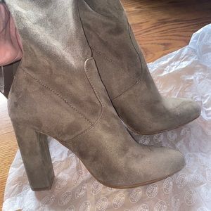 BRANDNEW THIGH HIGH NUDE SUEDE BOOTS